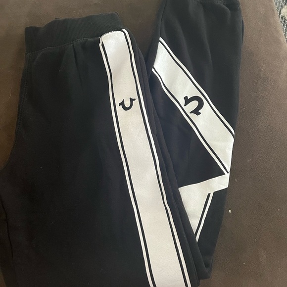 SOLD - Picture 2 of 4